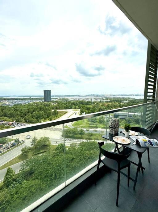 B1003 Haven Sea View Netflix100mbps By